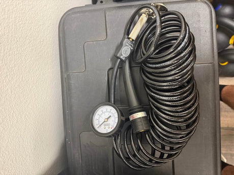 VIAIR Portable 12V Air Compressor – Like New – Heavy Duty Tire Inflator in Vancouver, WA (photo 3)