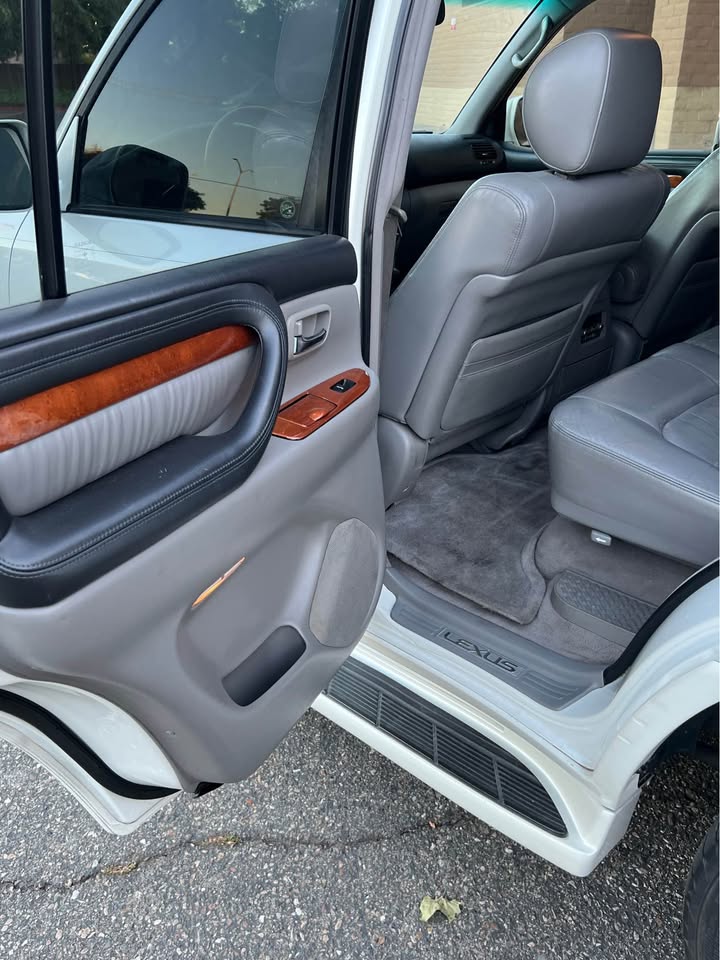 2005 Lexus LX · LX 470 Sport Utility 4D in Galt, CA (photo 11) — photo 11