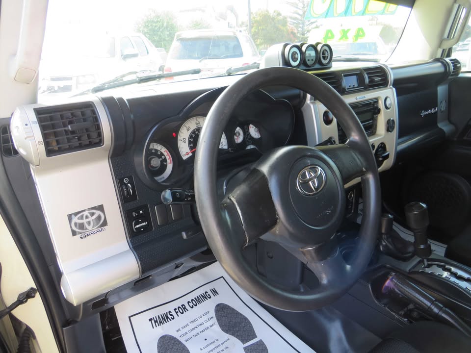 2008 Toyota FJ CRUISER in Modesto, CA (photo 7) — photo 7