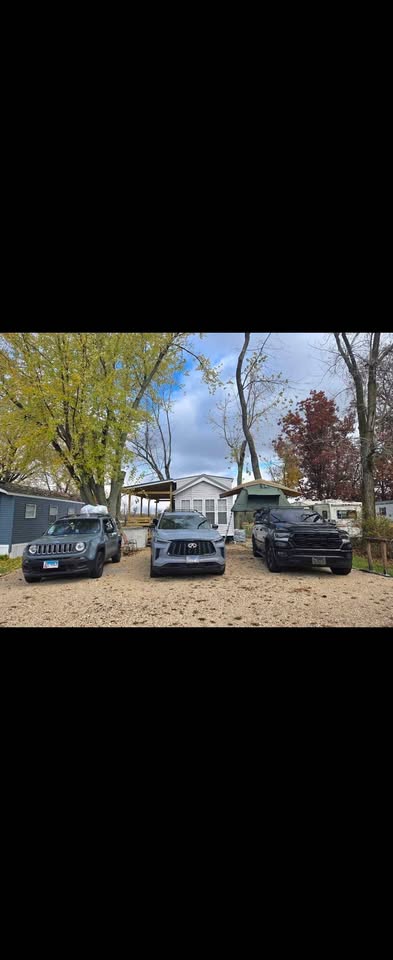 Thule tepui rooftop tent in Chicago, IL (photo 6) — photo 6