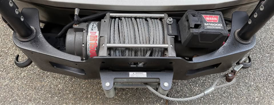 Warn Heavy Duty M15000 lb. Electric winch w/integrated Heavy duty Warn Bull Guard. For 2012 GMC 3500 in Monroe, WA (photo 2)