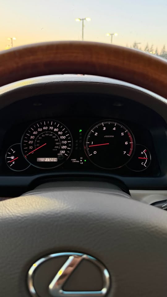 2004 Lexus GX · GX 470 Sport Utility 4D in Auburn, WA (photo 9) — photo 9