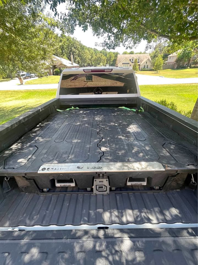 6.5ft Decked Drawer System (photo 1)