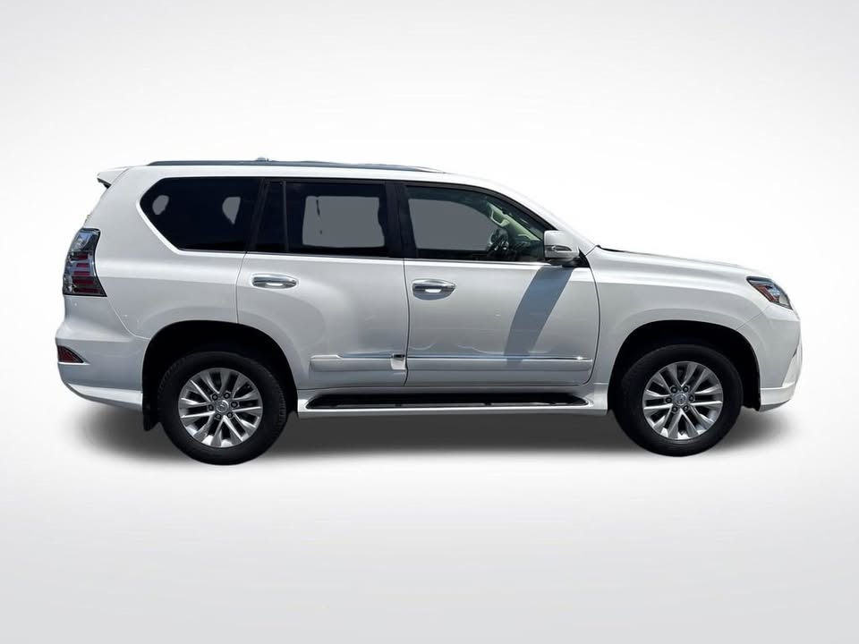 2019 Lexus GX (photo 9) — photo 9