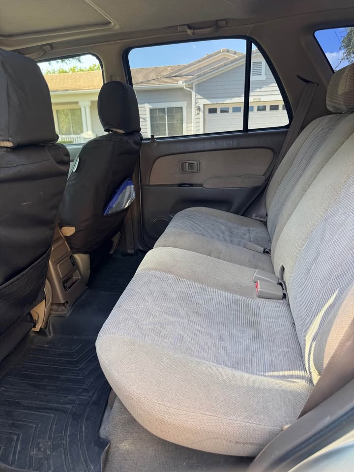2000 Toyota 4Runner · SR5 Sport Utility 4D in Gilbert, AZ (photo 10) — photo 10