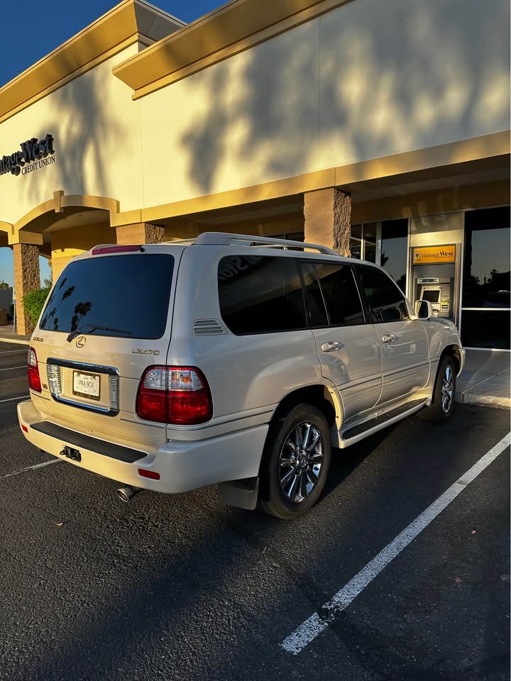 2004 Lexus LX 470 (Land Cruiser)– Rust Free – Apple CarPlay – JL Audio System – Runs Great in Mesa, AZ (photo 4) — photo 4