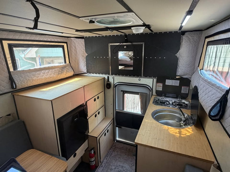 2025 Four Wheel Camper hawk (photo 6) — photo 6