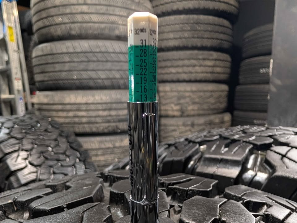 LT285/70R17
Bfgoodrich KO2 Tires $950 Set of 5 in Northlake, IL (photo 8)