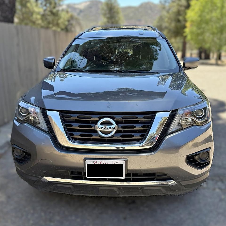 2019 Nissan Pathfinder · S Sport Utility 4D in Alpine, CA (photo 1) — photo 1