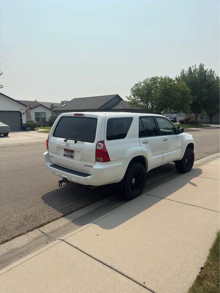 2007 Toyota 4Runner · SR5 Sport Utility 4D in Meridian, ID (photo 5) — photo 5