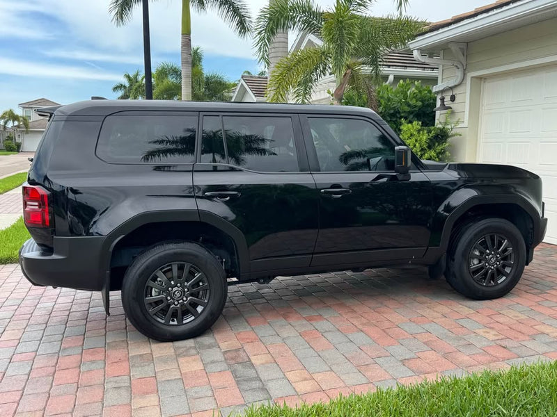 Toyota Land Cruiser in Naples, FL (photo 2) — photo 2