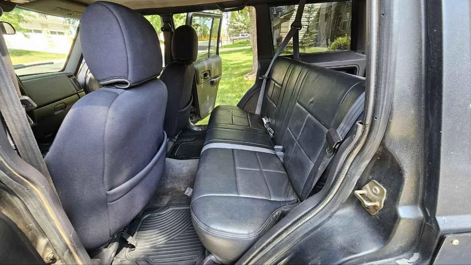 2001 Jeep Cherokee · Limited Sport Utility 4D (photo 11) — photo 11