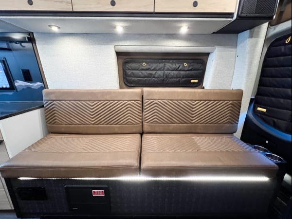 2026 Storyteller Overland CREW MODE AWD in Port St Lucie, FL (photo 8) — photo 8