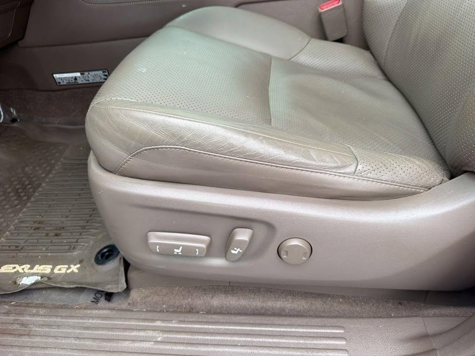 2018 Lexus GX in Paris, KY (photo 11) — photo 11