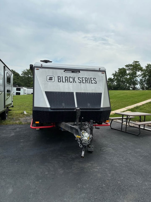 2022 Black Series HQ12, UNIQUE RV — photo 2