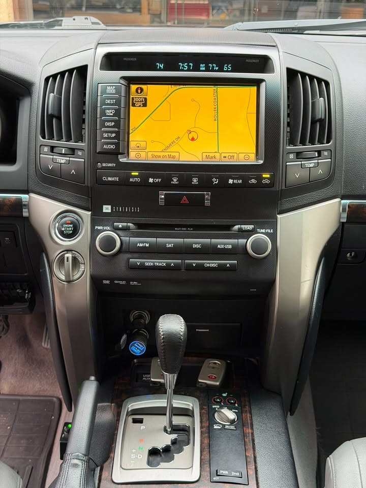 2011 Toyota Landcruiser in Monument, CO (photo 6) — photo 6