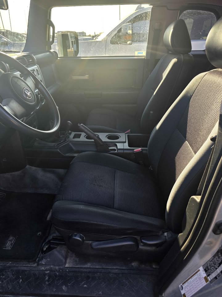 2007 Toyota FJ Cruiser in Ontario, OR (photo 6) — photo 6
