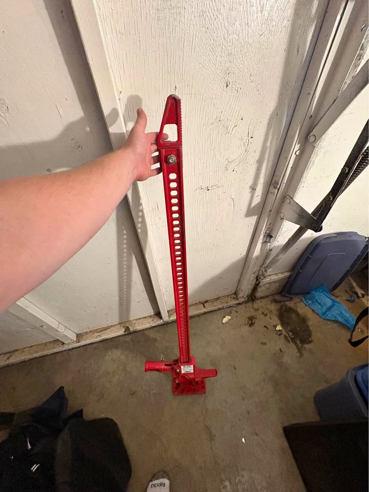 Hi-Lift Jack( 48” ) (photo 1) — photo 1
