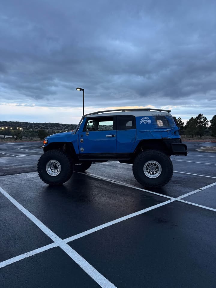 2007 Toyota FJ Cruiser in Colorado Springs, CO (photo 8)