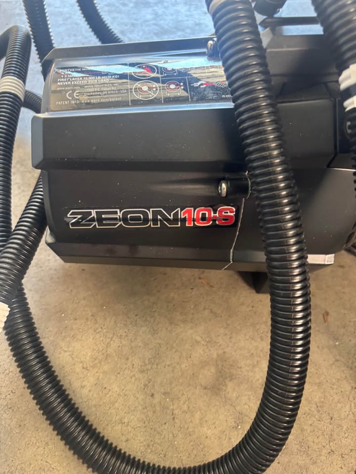Warn Zeon 10S Winch Ford Bronco in Denver, CO (photo 2) — photo 2