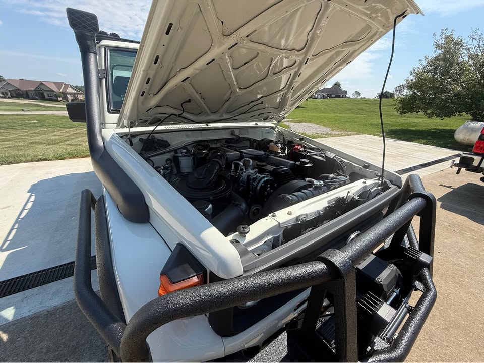 1995 Toyota Landcruiser in Simpsonville, KY (photo 12) — photo 12