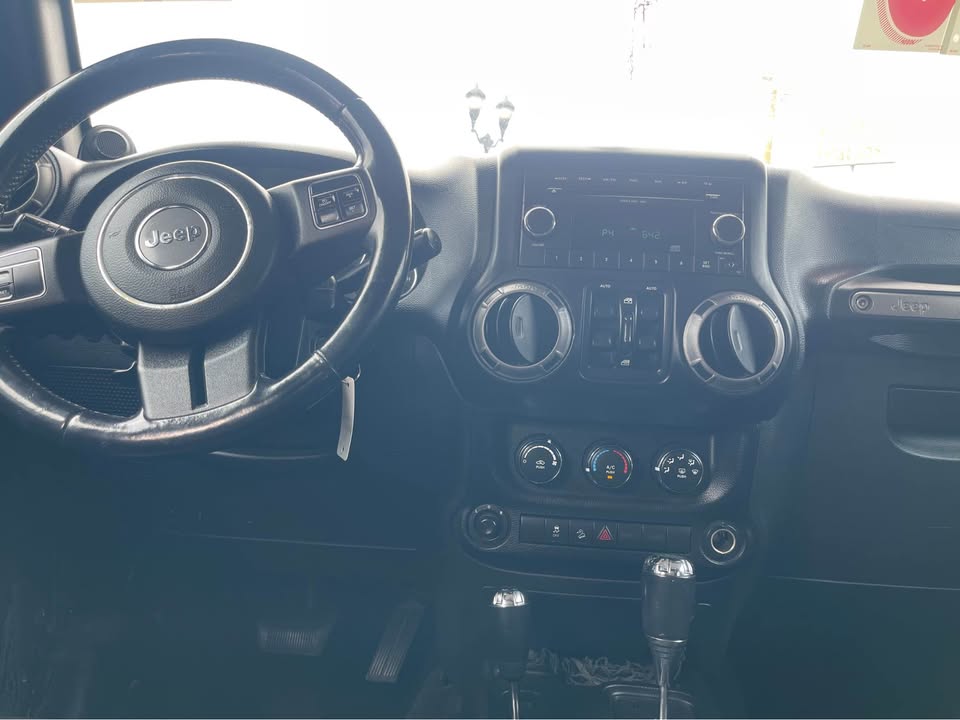2011 Jeep Wrangler Unlimited · Sport SUV 4D in Midvale, UT (photo 10) — photo 10