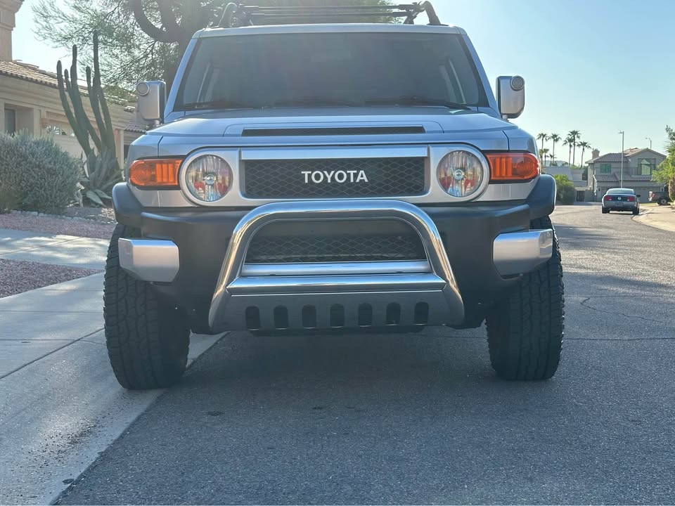 2007 Toyota FJ Cruiser · Sport Utility 2D in Scottsdale, AZ (photo 6) — photo 6