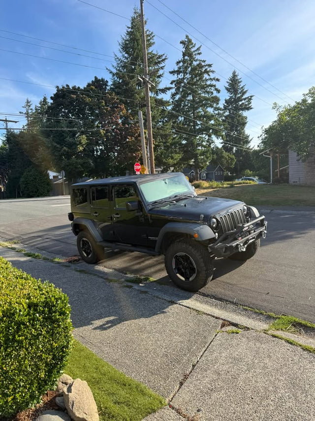 2015 Jeep Wrangler Unlimited · Rubicon (JK) Sport Utility 4D — photo 2