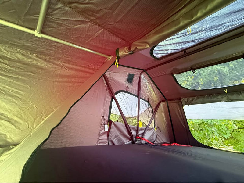 Smittybilt XL soft shell roof top tent in Newark, OH (photo 5) — photo 5