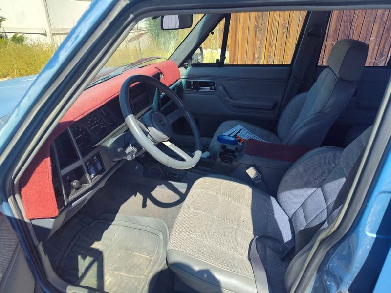 1992 Jeep XJ Cherokee in Carson City, NV (photo 6) — photo 6