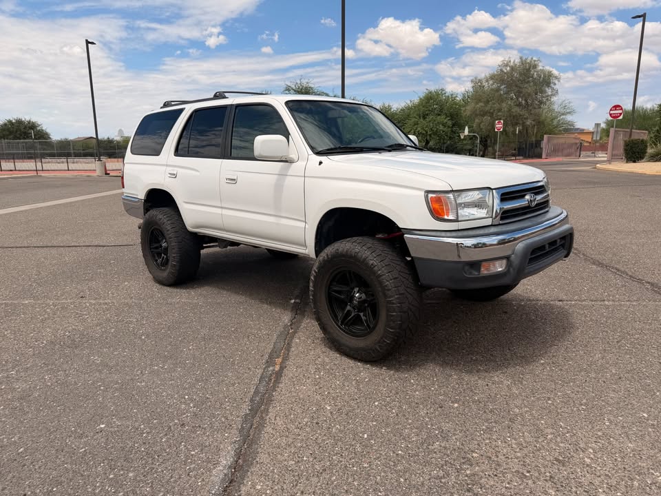 1999 Toyota 4runner sr5 4x4 in Surprise, AZ (photo 9)