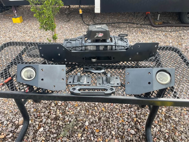 Smittybilt XRC Gen3 9500 Synthetic Winch + 3-Piece Jeep JK/JKU Front Bumper – — photo 2