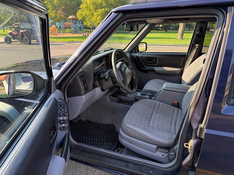 1998 Jeep Cherokee · Sport 4D in Boise, ID (photo 9) — photo 9