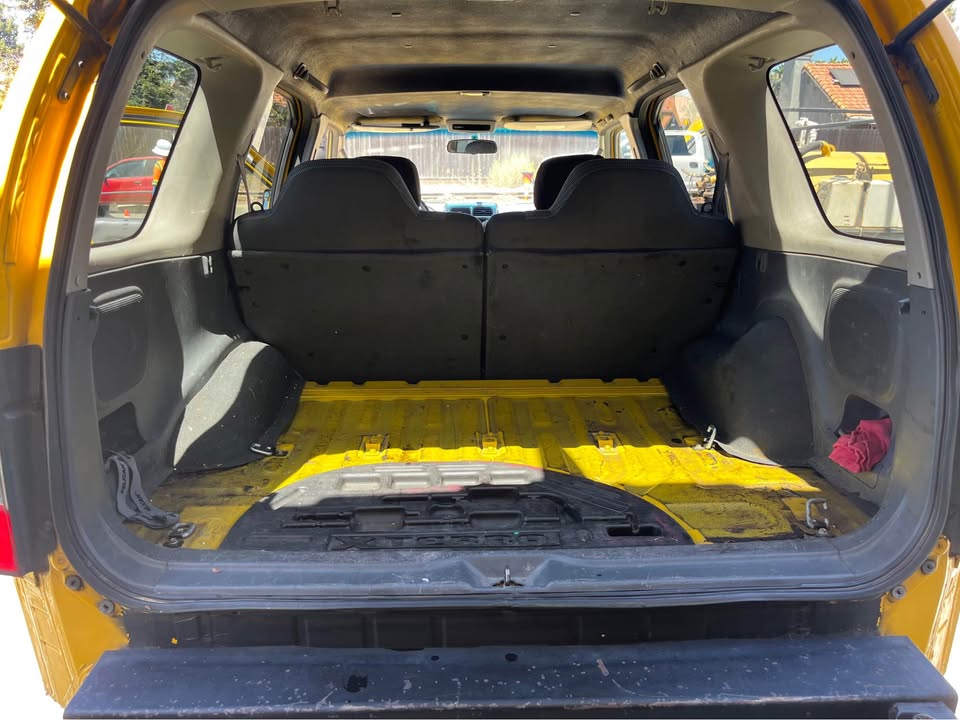 2002 Nissan Xterra · SE Sport Utility 4D (photo 12) — photo 12