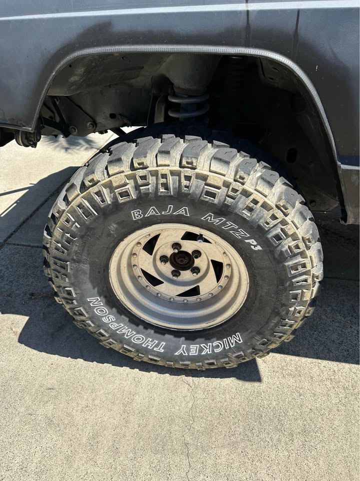 1993 Jeep Cherokee XJ in Benicia, CA (photo 4) — photo 4
