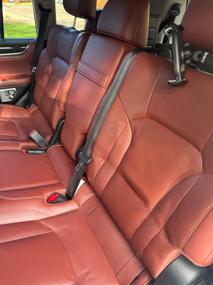 2016 Lexus LX · LX 570 Sport Utility 4D in Golden, CO (photo 4) — photo 4