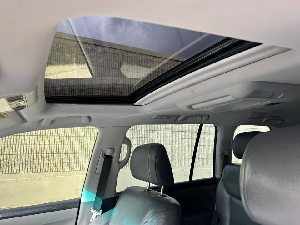 2008 Lexus LX 570 Sport Utility in Kirkland, WA (photo 12) — photo 12