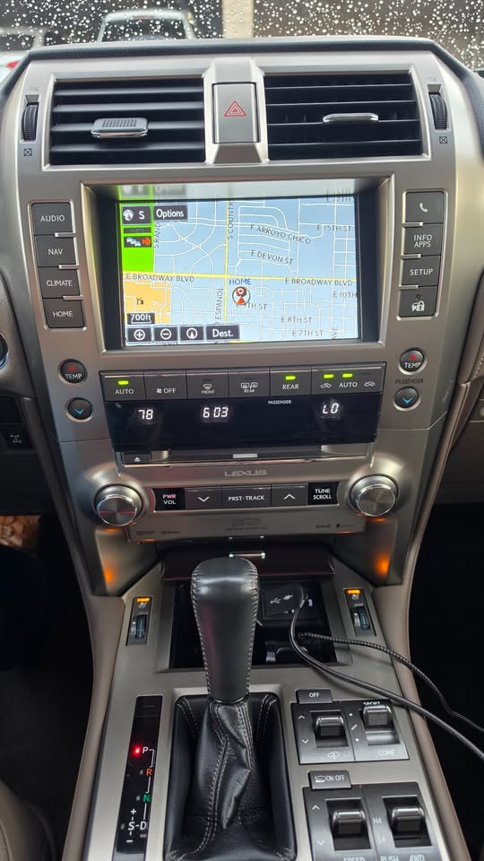 2017 Lexus gx460 luxury in Tucson, AZ (photo 12) — photo 12