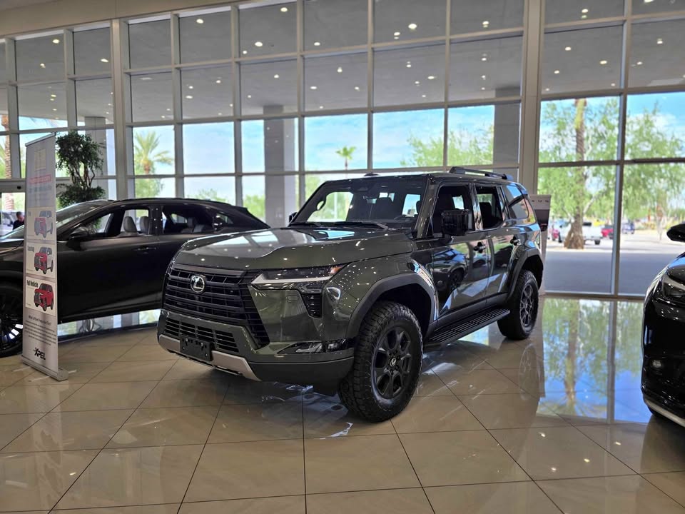 2026 Lexus GX · 550 Overtrail Plus in Scottsdale, AZ (photo 1) — photo 1
