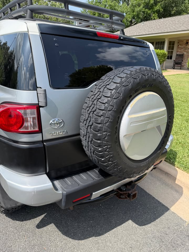 2010 Toyota FJ Cruiser 4WD in Austin, TX (photo 8) — photo 8