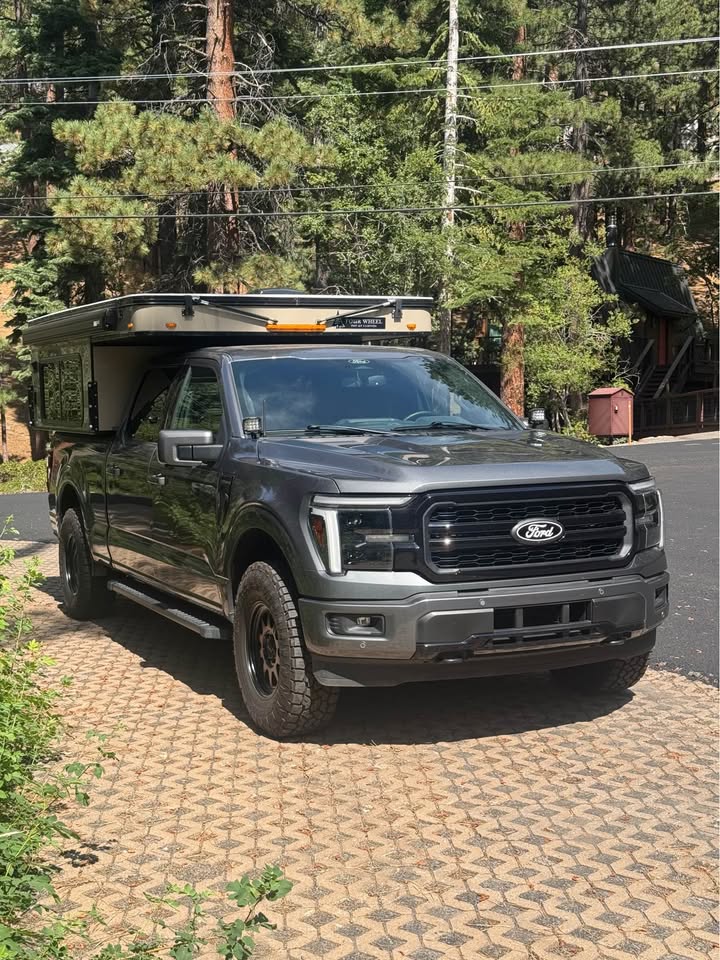 2025 Ford F-150 · Lariat & Four Wheel Camper (photo 2) — photo 2