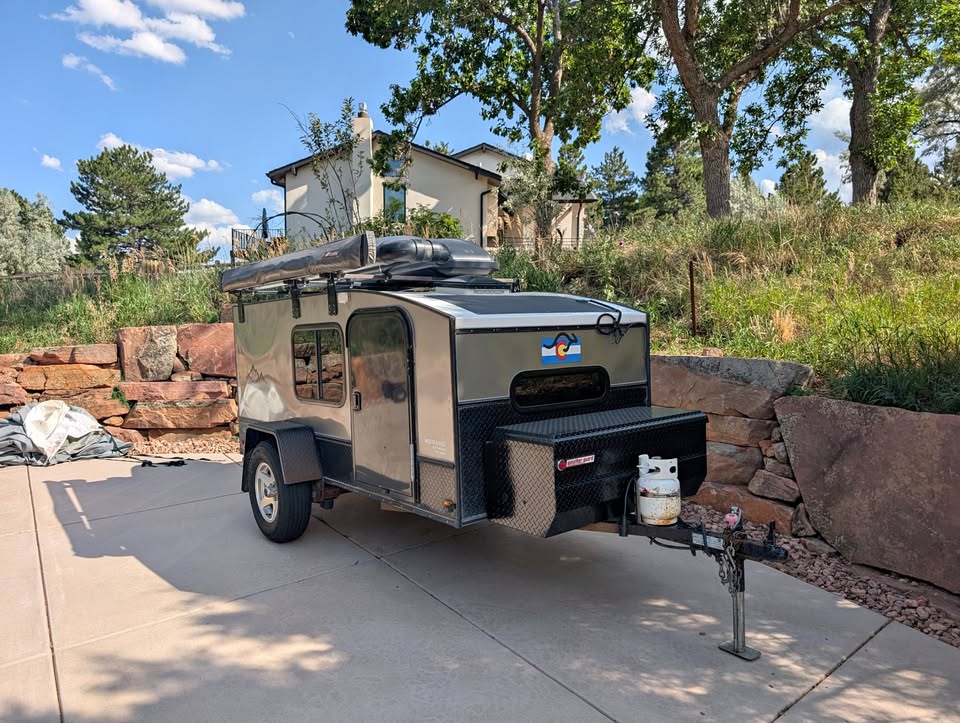 2007 Hiker Mid-Range 5x10 Camper Trailer in Morrison, CO (photo 1) — photo 1