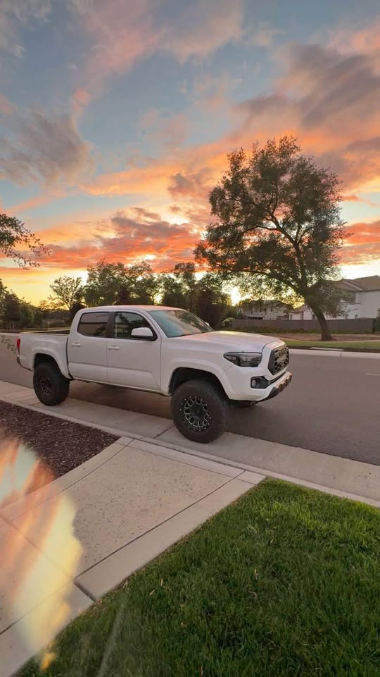 2018 Toyota Tacoma · 4WD 4D in Boise, ID (photo 1) — photo 1