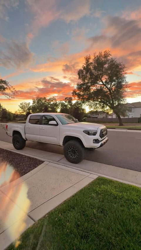 2018 Toyota Tacoma · 4WD 4D