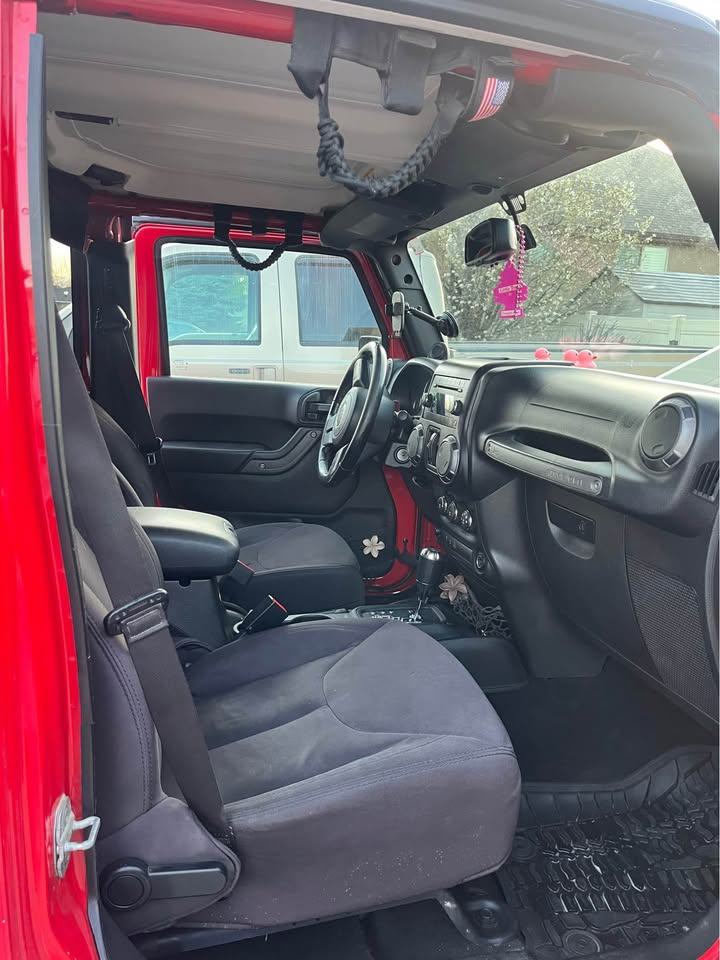 2014 Jeep Wrangler Unlimited · Sport in West Jordan, UT (photo 9) — photo 9