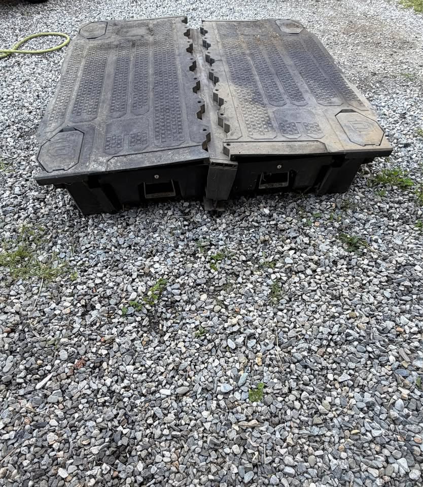 DECKED box system 6 1/2 ft GMC in Sharon, CT (photo 2) — photo 2
