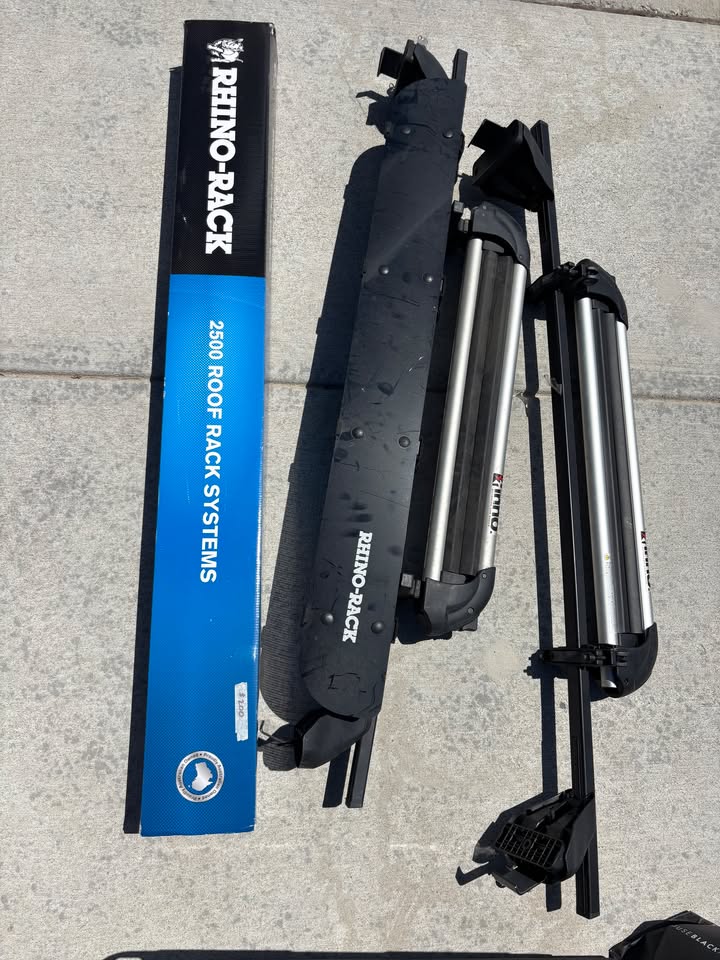 Rhino rack - 2500 Roof Rack Systems in Parker, CO (photo 2) — photo 2
