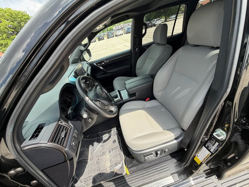 2023 Lexus GX · GX 460 Luxury Sport Utility 4D in Akron, OH (photo 7) — photo 7