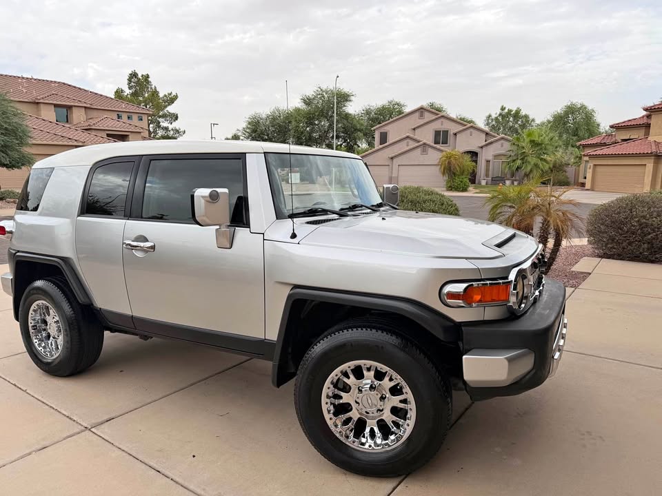 2008 Toyota FJ Cruiser in Chandler, AZ (photo 1)