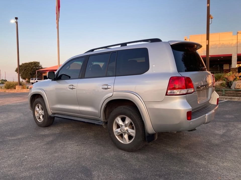 2010 Toyota Land Cruiser Base in San Antonio, TX (photo 6) — photo 6